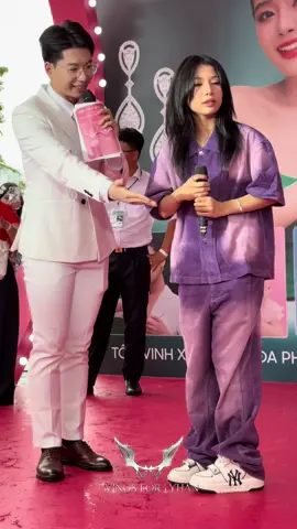 Xinh iu quá 😳#LYHAN #WINGSFORLYHAN #DoJi #emxinhsayhi #xuhuong 