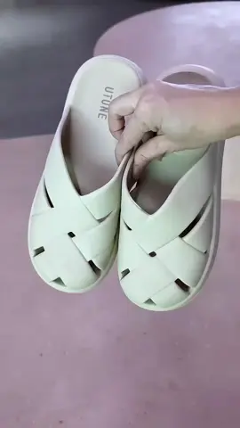 UTUNE Sandal. #depsuc  #depeva #depxinh #sandals #depunisex 