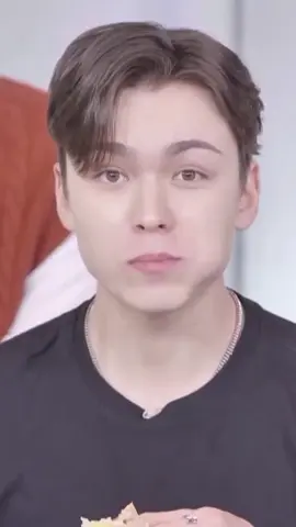 bule satu ini menggoda kali laa #vernon #seventeen #fyp #foryoupage #foryou 