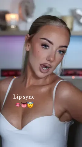 Can Lilly Allen defrost now we need these bangers back🥲😮‍💨🙏🏼 #ukmakeup #lipsync #makeuptransformation  