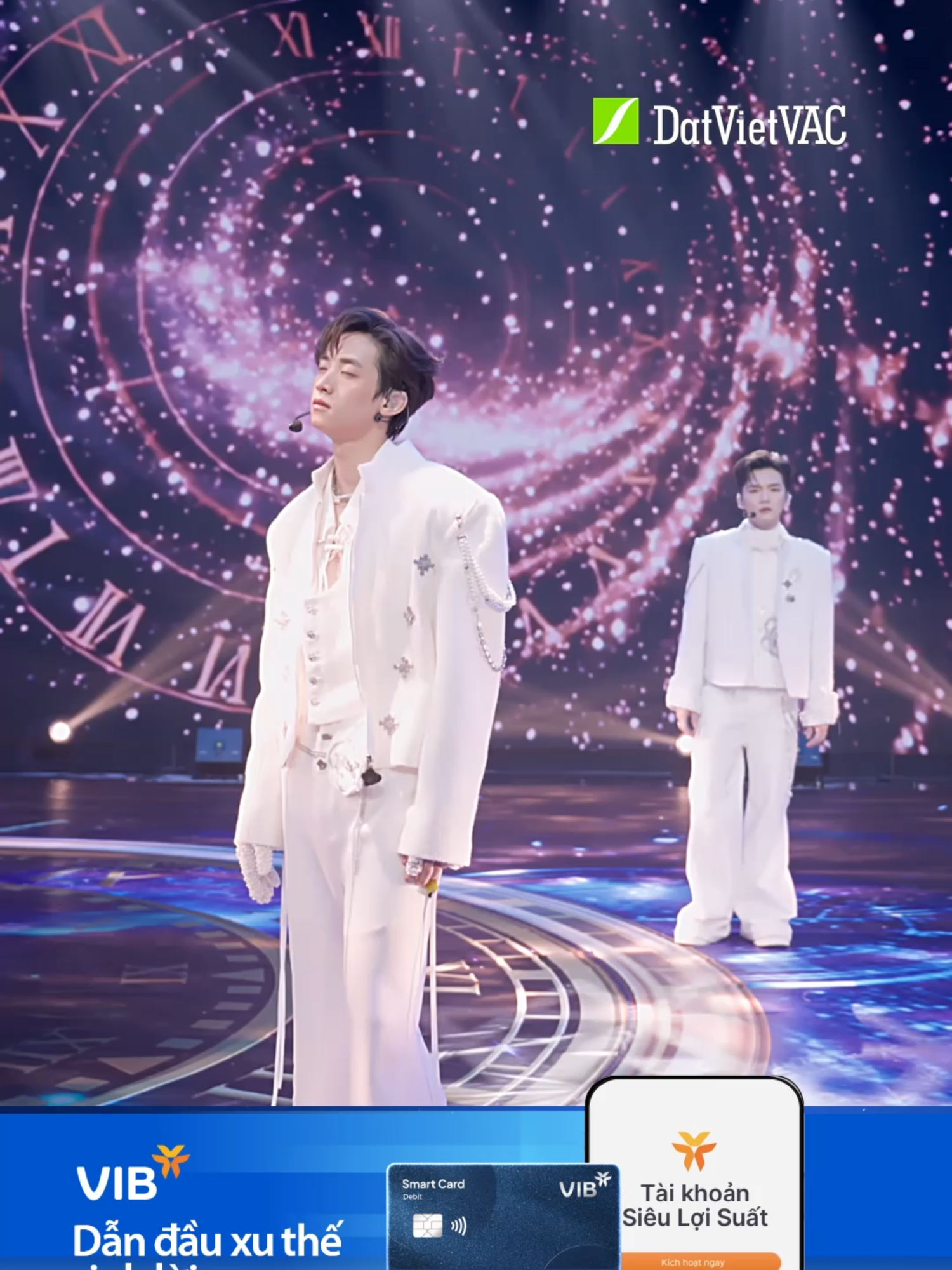 Từng câu hát như những vết xước đầy dịu dàng, nhẹ nhàng khơi gợi lại những ký ức đã qua =((( #AnhTraiSayHi #ATSH #AnhSayHi2025 #DatVietVAC #VieON #VieChannel #TikTokGiaiTri  #VUONGBINH #CONGB #LOHAN #NHAMPHUONGNAM