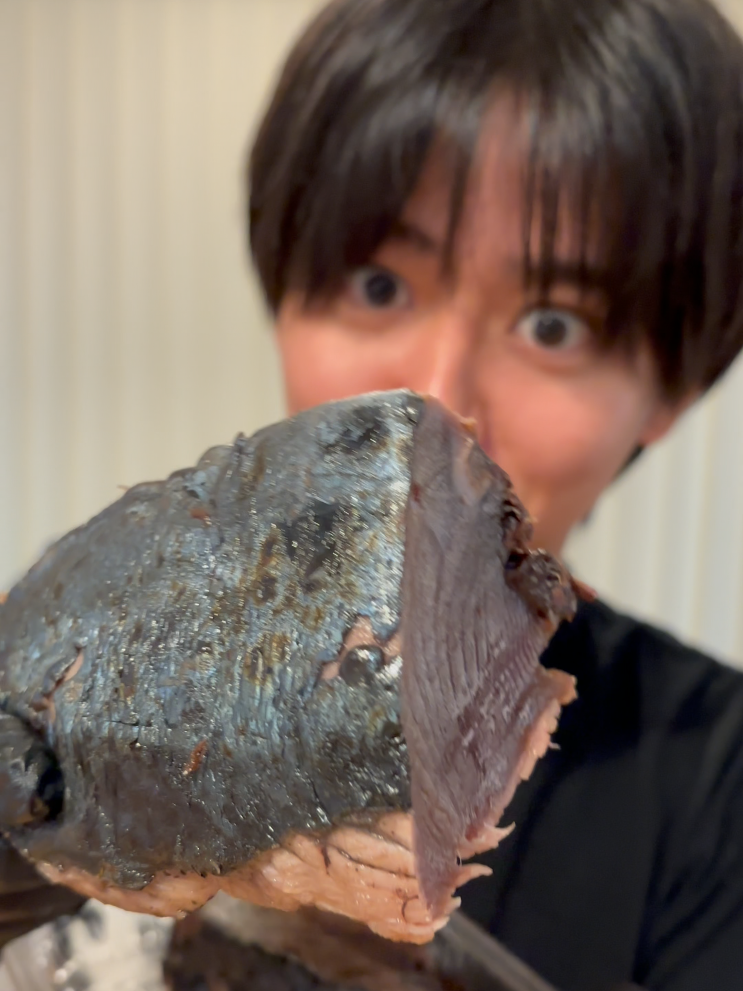 コストコで初の丸ごと燻しカツオが美味すぎて優勝した動画