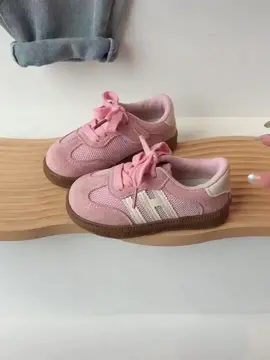 Giày thể thao cho bé da kết hợp vải mềm mại êm chân bé đi học đi chơi #giaythethaochobe #giaythethaobetrai #giaythethaobegai 