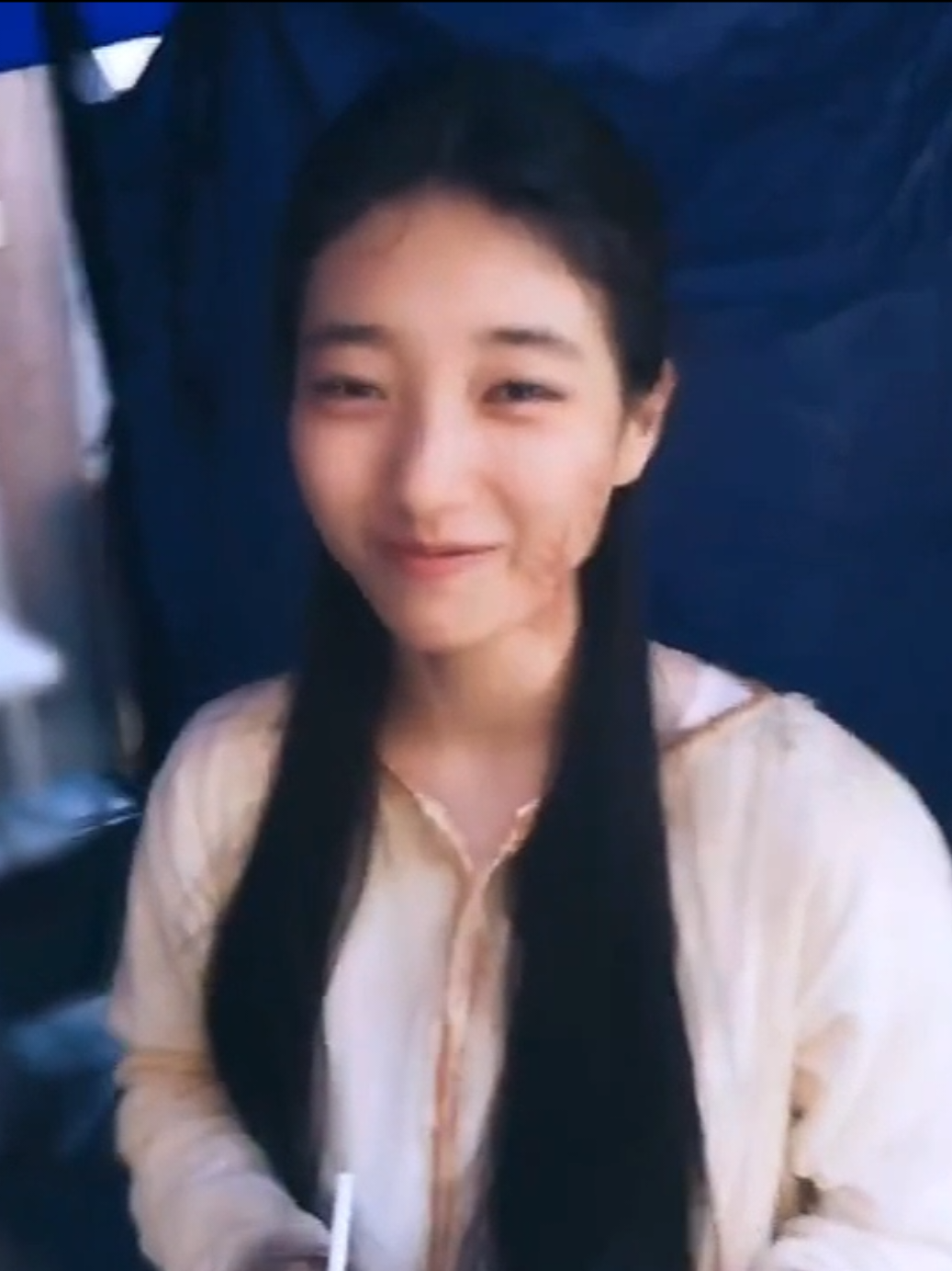 adek Suji di vlognya abang Ubin😍 #suzy #baesuzy #kimwoobin #geniemakeawish #kdrama 
