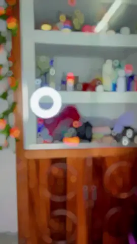 গাইস আজ একটু সাজগুজ করলাম কেমন লাগে আমাকে  কমেন্টে বলবা 