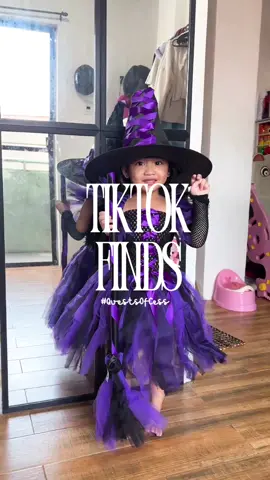 perfect halloween costume for your kids ba ang hanap nyo mga mi? take a look at this 5-in-1 set na sobrang sulit for its price! 👀🧙🏼‍♀️🧹 available in 5 sizes— small to 2XL! check out now 🥰 #halloweencostume #halloweencostumeideas #halloweencostumeforkids  #witchcostume #kidscostume 