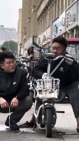隔山打牛?