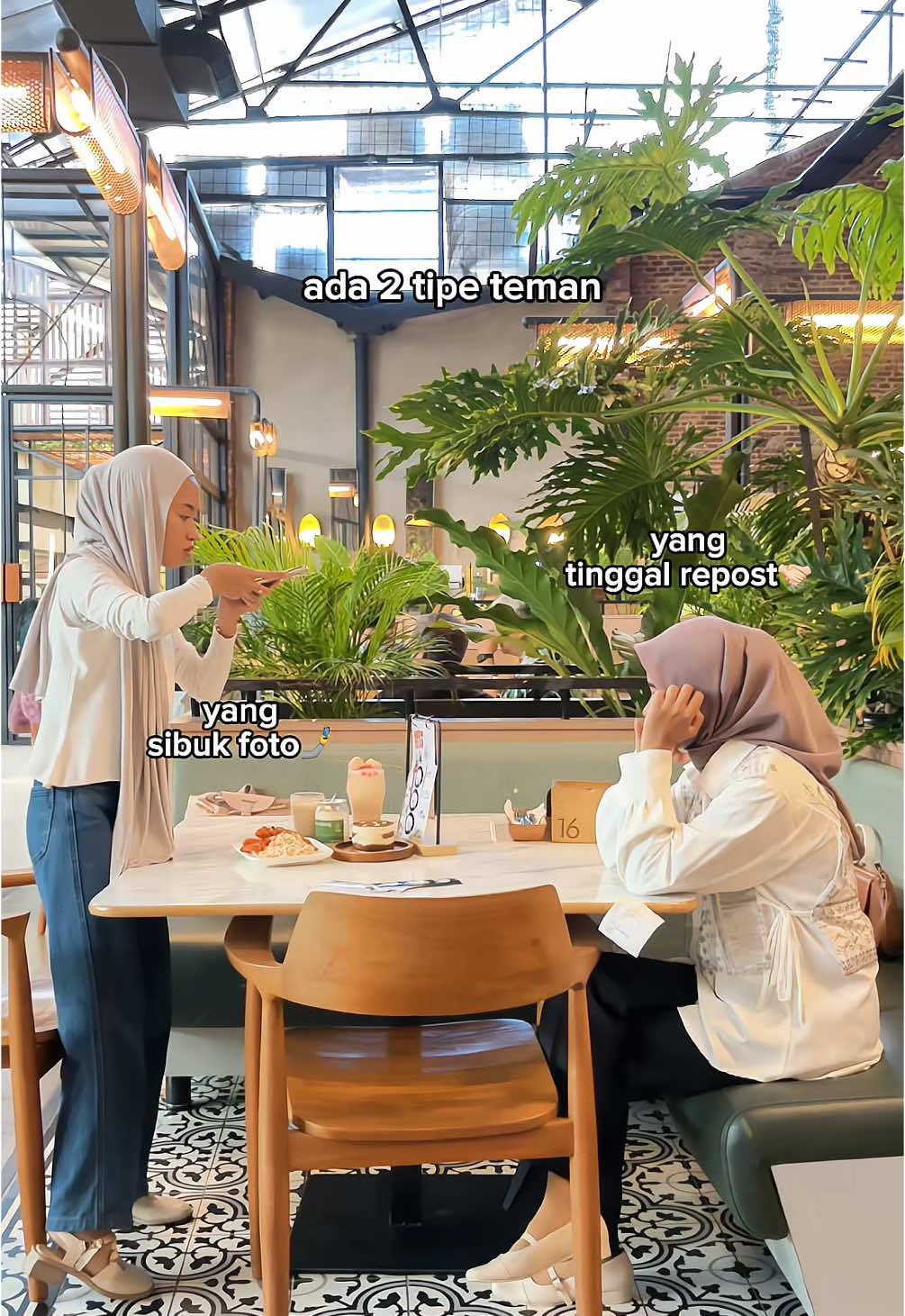 🙂‍↕️🤝🏻 #besties #friend #fyp 