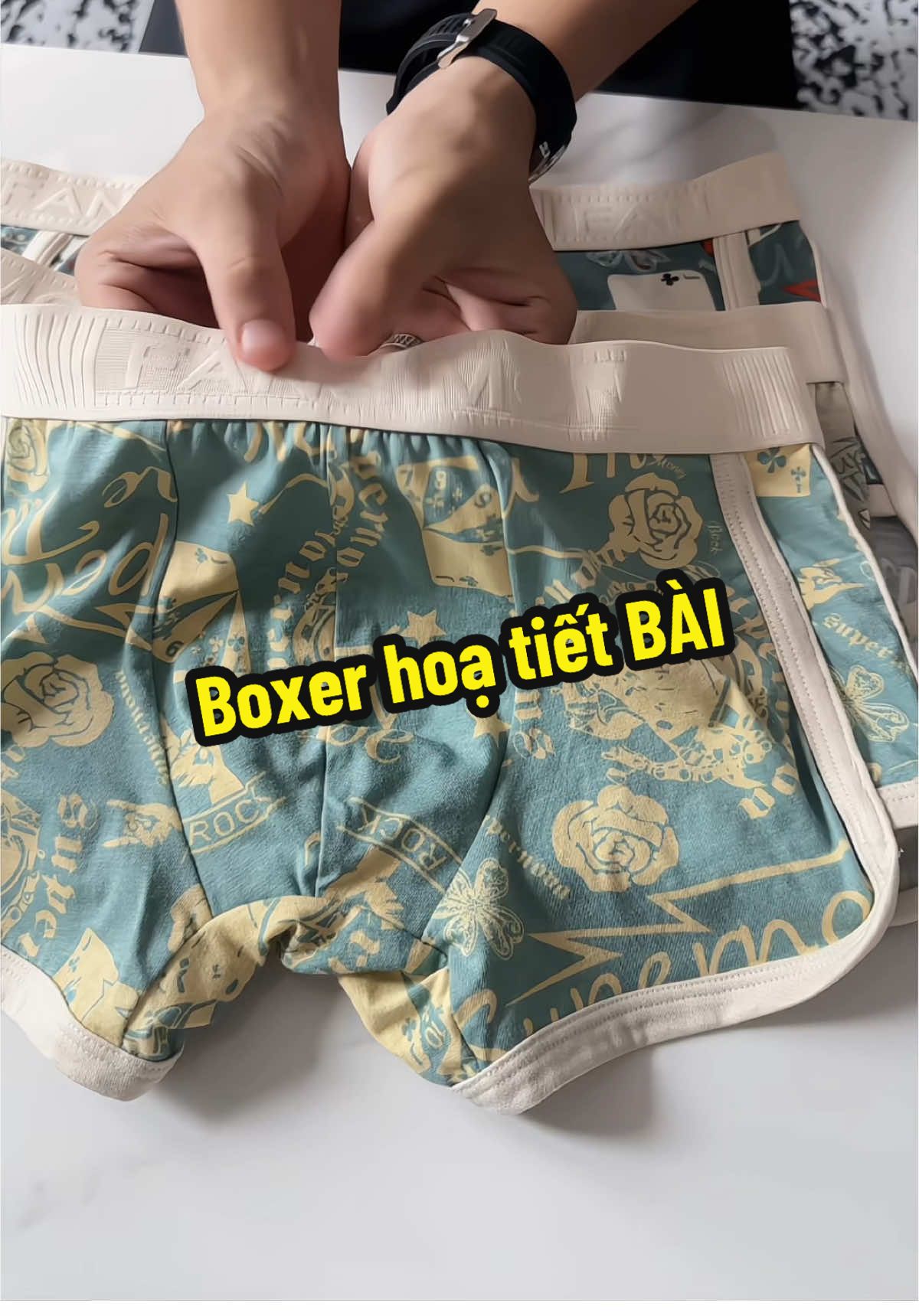 Boxer Hoạ tiết bài độc lạ, chất cotton mềm mịn, form thể thao