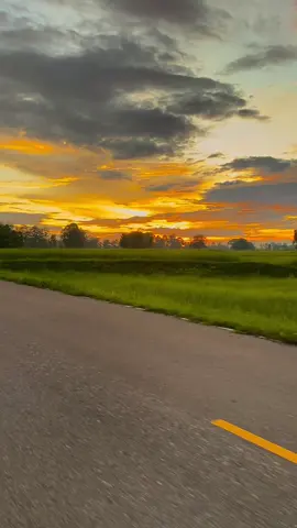🥹 #รับโปรโมทเพลง #วิวบ้านนอก🍃 #ท้องฟ้า⛅🌈 #สตอรี่ความรู้สึก 