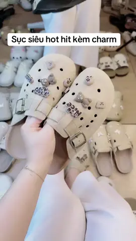 #livehighlights #tiktoklive sục này xinh lắm ạ dễ đi lắm luôn ạ #xuhuongtiktok #suc #sucmuahe 