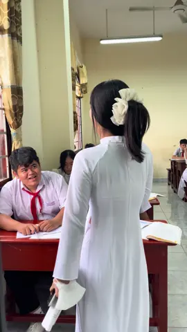 Có biến #hocsinh #thcs #hottiktok_xuhuong #giaitritonghop #thaynhutoi 