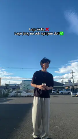 Saha nu nyien lagu ieu 😭 #fyp #denrobby #viral #sunda #indonesiajepang🇲🇨🇯🇵 