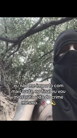 Preto e branco-no final morro na vida do crime mesmo.