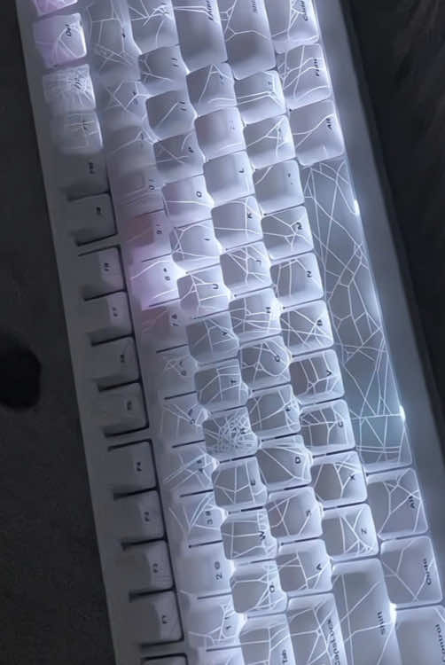 Keyboard with white cobweb,dazzle fingertips!!!🕸️☠️😎🎮#keyboard #viral #zh870 #foryoulage #fyp #typ #foryou #customkeyboard #cool #mechanicalkeyboard #trending #game #fypシ #zornher #asmr #fypシ゚viral #foryoupage #trend 