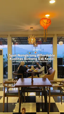 [TEMPAT NONGKRONG AFFORDABLE KUALITAS BINTANG 5 DI KEDIRI! With a view cantik bgtt!] ⛰️ Asli baru tau ternyata harganya masih ramah di kantong! Porsinya banyak + harga yang tertera juga sudah termasuk pajak 🫵 Jangan lupa masukkin ke list tempat nongkrong di Kediri atau cafe di Kediri ya 🙌🏻 📍 SOCIETE CAFE KEDIRI (Lt.5 Citihub Hotel Kediri) — @SOCIETE CAFE KEDIRI  Jl. Joyoboyo No.21, Dandangan, Kec. Kota, Kota Kediri #cafekediri #nongkrongkediri #rekomendasicafekediri #kediri #placetogokediri    