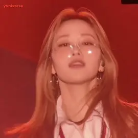 yeah so this is insane #itzy #midzy #ryujin #ryujinitzy #kpopfyp 