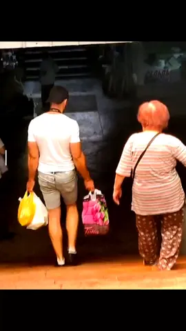 he's such a good pookie bear 🥹🤭#goatis #kindness #peak #fyp #viral 