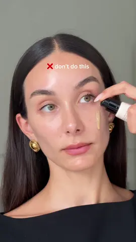 Instead of applying product straight to your face, warm it up on your palm with a brush first for an even, natural and flawless finish ✨ Products: @Armani beauty skin tint  #makeup #makeuphack #makeuphacks #foundation #skintint 