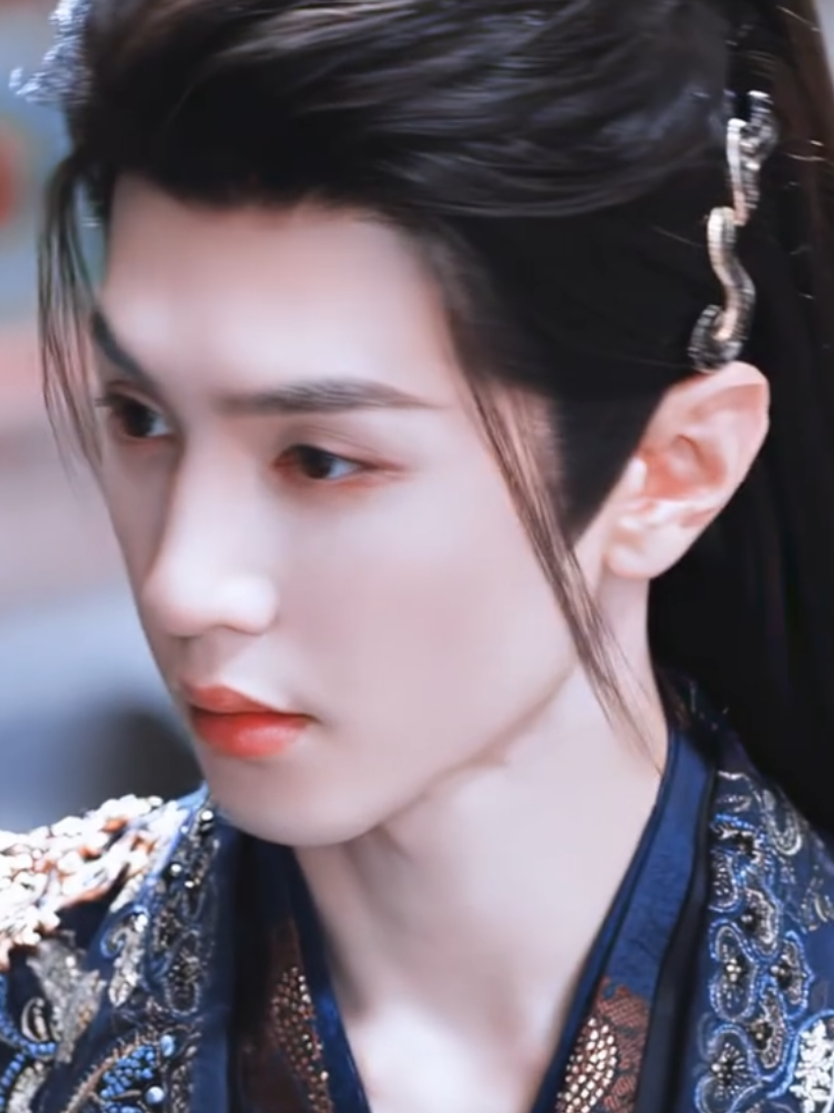 องค์ชายรูปงามดั่งเทพบุตรเลยเพคะ ถึงจะโหดมากไปหน่อยข้าน้อยก็รักกกก💙💙🌹🌹😆🥰 #เฉินเจ๋อหย่วน #chenzheyuan #陈哲远 #อริรักลิขิตใจ #fatedherats 