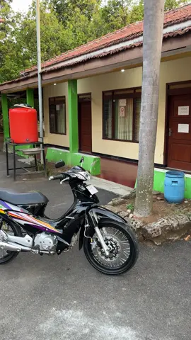 mengutamakan penak disawang😂🤙#karismajembarrejeki#karisma125