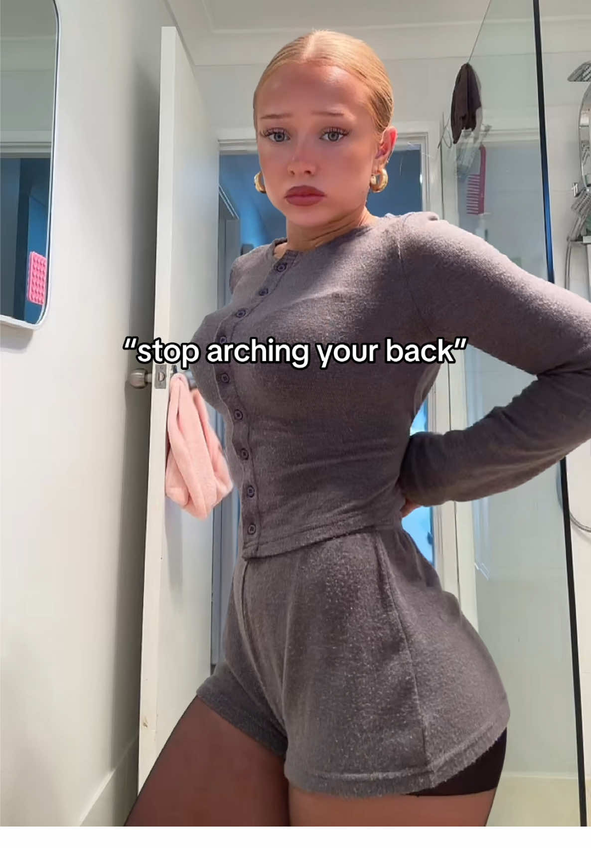 okeyyy hunchback I can’t help it