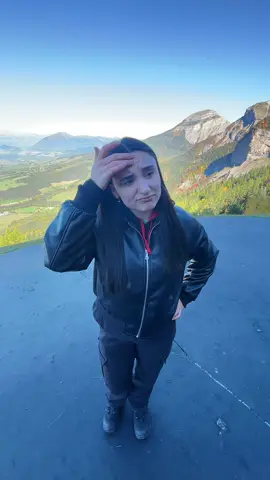 aperçu de nous devant les gens 🥹 #humour #fyp #pourtoi 