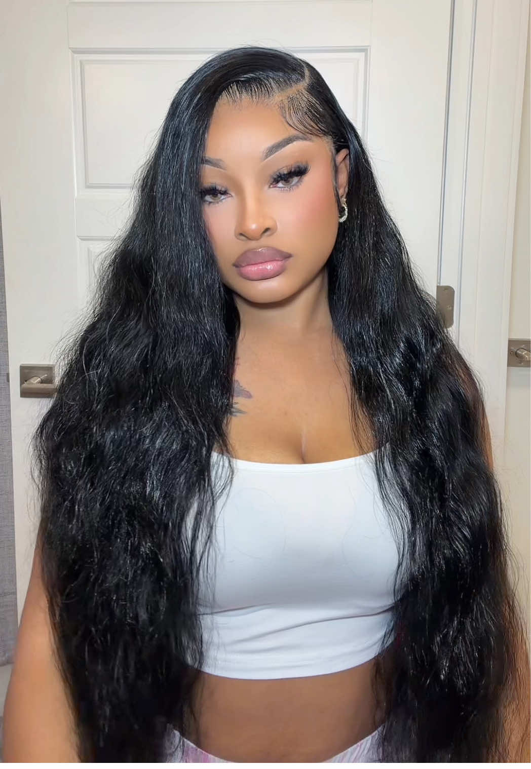 @sterlyhair did not come to play 😮‍💨 jet black bussdownn whew.😍.@sterlyhair  #wiginstall #jetblackhair #bussdown #sterlyhair 