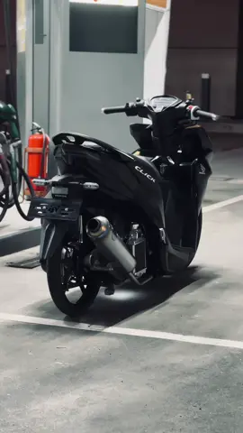 🖤 #vario125new #r17style #click125i 