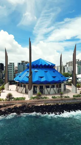 King Salman Mosque in all its glory 🕌 #KingSalmanMosque #Malé #Maldives #MosqueViews #MaléCity