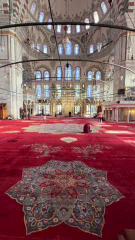 Sırrımı Sakalımın tek teli bilse onu keser atarım . Fatih Sultan Mehmet Han. #fatihcamii 