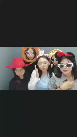 @宁 @美.SM @solika308  #friendship #foryoupage #fypシ #photobooth 