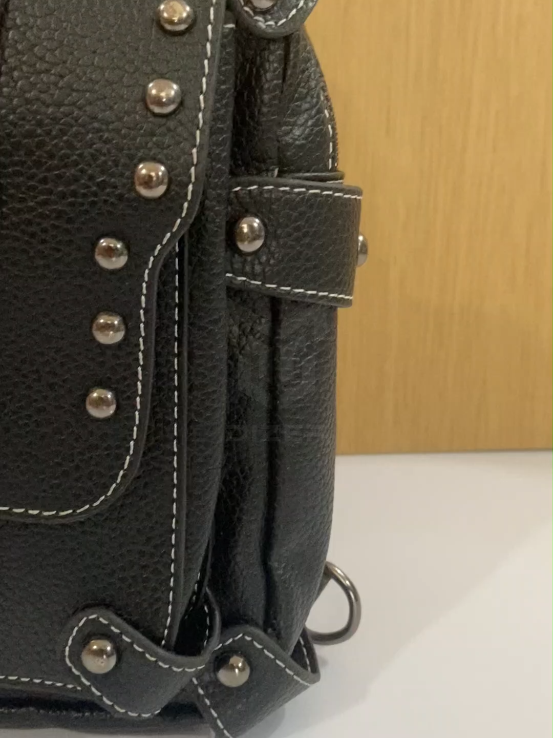 Cocok untuk kalian #slingbag #pria #tiktokviral #beranda #fashion #OOTD #waistbag