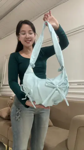 Tas slempang wanita kekinian #tas #tasterbaru #taswanita 