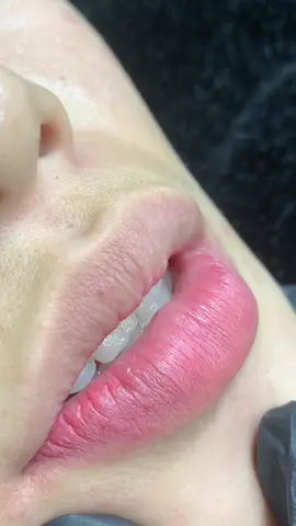 Khách muốn làm môi tự nhiên nhất có thể❤️❤️#phunxamcantho #phunxamthammy #phunmoidep #phunmoitunhien 