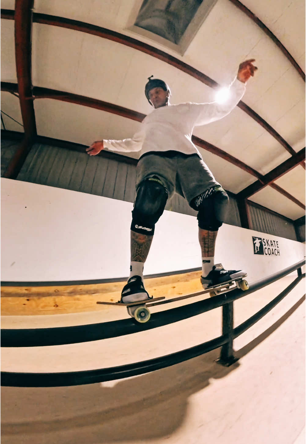 🫵different moves today 🫵 doin some grinds👌#streetboard #streetboarding #skate #skatepark #actionsports #grind #rail #curb @Streetboard World Series  