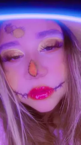 Maquillaje hecho en el live para esta época de Halloween fácil y rápido de hacer atrévete hacer algo diferente !#makeup #halloween #LIVEIncentiveProgram #LIVECareer #PaidPartnership 
