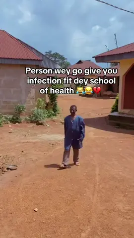 take am play first 😹🤭