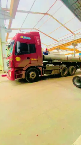 Đổi món mới thôi 🤭 #flypシ #xuhuong #nghetaixe #kieplamthue #xecontainer 
