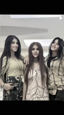 @باجي 🔥🤍  @𝙢𝙖𝙧𝙞𝙖𝙢//مروش⚜️  @ام نون🖤🍂.  ثلاثي الي احبهمم🥹💋