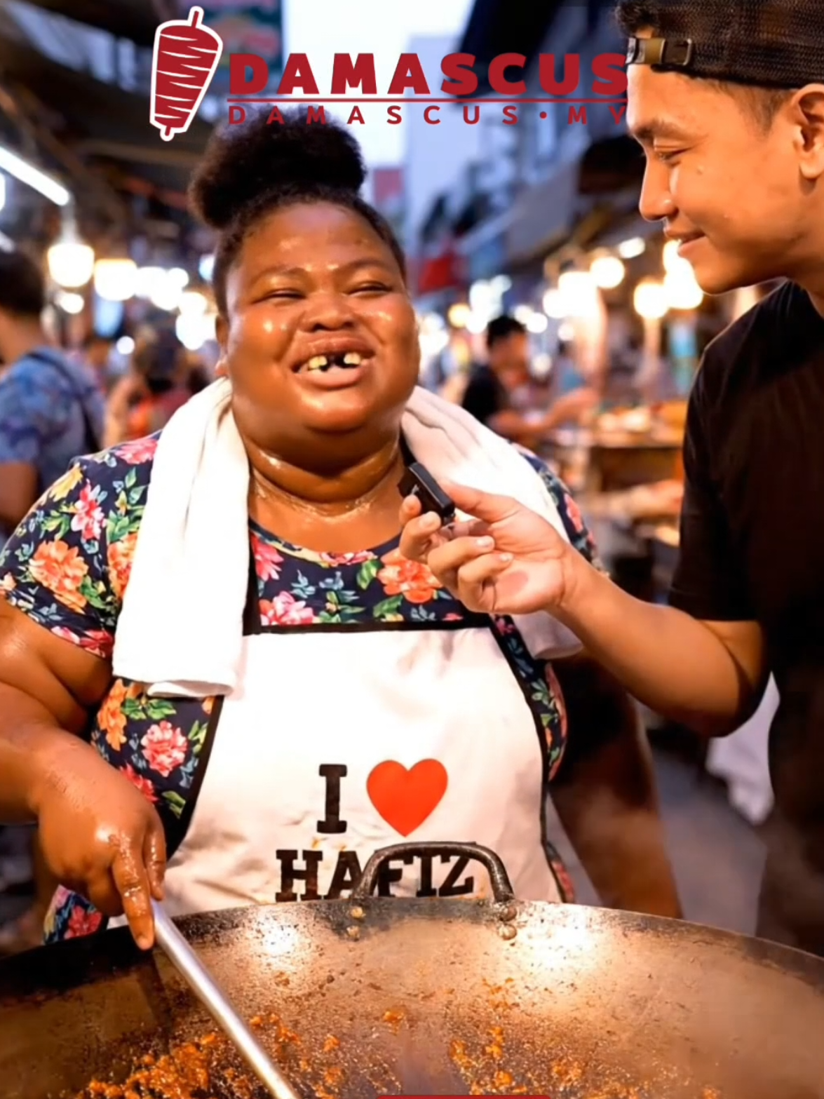 Bella masak udang sambal untuk Hafiz ni, mesti Hafiz suka kan #hafiz #hiburan #viralmalaysia #fypmalaysia 