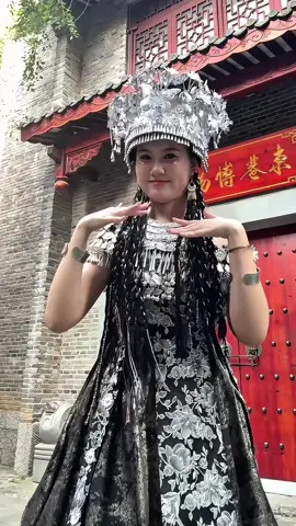 เพลงเศร้าหรอก็เต้นที่จีนไปเลย #pimpa520 #เมืองจีน #ประเทศจีน #เที่ยวจีน #จีน 