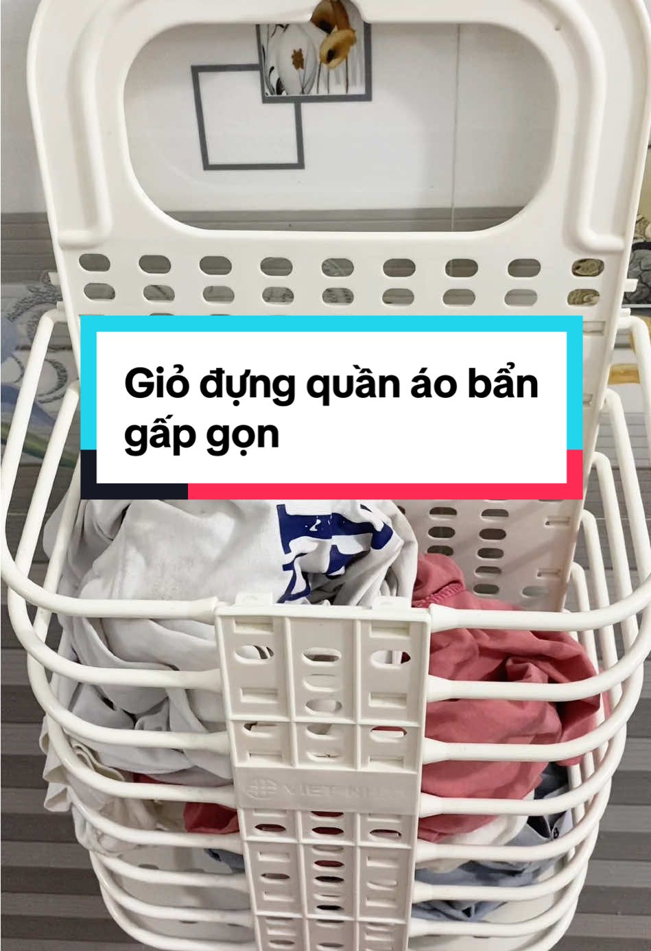 Giỏ đựng quần áo bẩn gấp gọn giúp tiết kiệm không gian cho phòng tắm#giodungquanao #giodungquanaotreotuong #giodungquanaoban #huongreviewquanhnha #giadungtienloi  @Hương review quanh nhà 