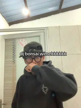 kelazzz😭 mba @Dj_bonsai  #djremix #djbonsai #foryou 