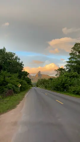 ไม่ได้ต้องการที่จะเป็นตำนานรัก❤️#วิวท้องฟ้า⛅️🌈 #วิวธรรมชาติ #วิวบ้านนอก🍃 #บางขัน_นครศรีธรรมราช 