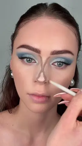 nose contour hack 😚 #nosecontour #makeup #hack #trending #fypシ   using @SHEGLAM presision sculpt liquid contour in stone 
