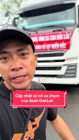 Cập nhật tình hình xe thứ 6 đã nhập chung đoàn với 5 xe còn lại và đoàn tiền chạm trước vì nhanh chóng muốn đến với bà con vùng lũ . Đoàn em châp nhận giải quyết nhanh theo yêu cầu bồi thường 100tr của 2bạn trẻ chủ xe city và mức giá thay thế phụ tùng theo đề xuất của Honda Thanh Hoá #bãolụtmiềntrung #bãobualoi #việtnam #đăklăk47 #helloanhfarmer 