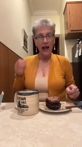 Weekend Vibe #boomer #layersbakeshop #sixfiftyclothing #oldnavy #fashion 