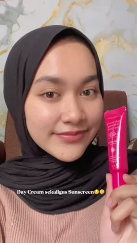 fomo daycream+sunscreen yg viral ternyata sebagus itu🥹🥰 @pinkroulette♡₊˚ 🦢💗 #daycreampinkroulette #sunscreenviral #scincareroutine #pinkroullete 