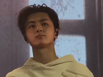 bagaimana bisa aku jatuh cinta, berulang kali pada orang yang sama #jay #parkjongseong #enhypen #fyp #fypシ #foryoupage 